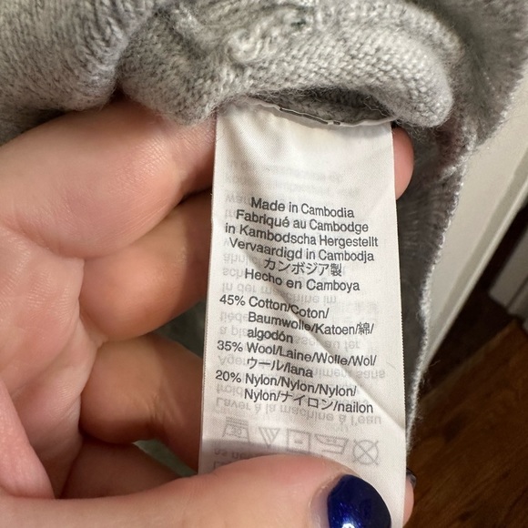 Women’s J Crew Factory Wool blend grey sweater. So soft.... - Picture 6 of 6